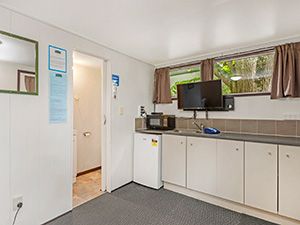 Double Bed Self-Contained Unit